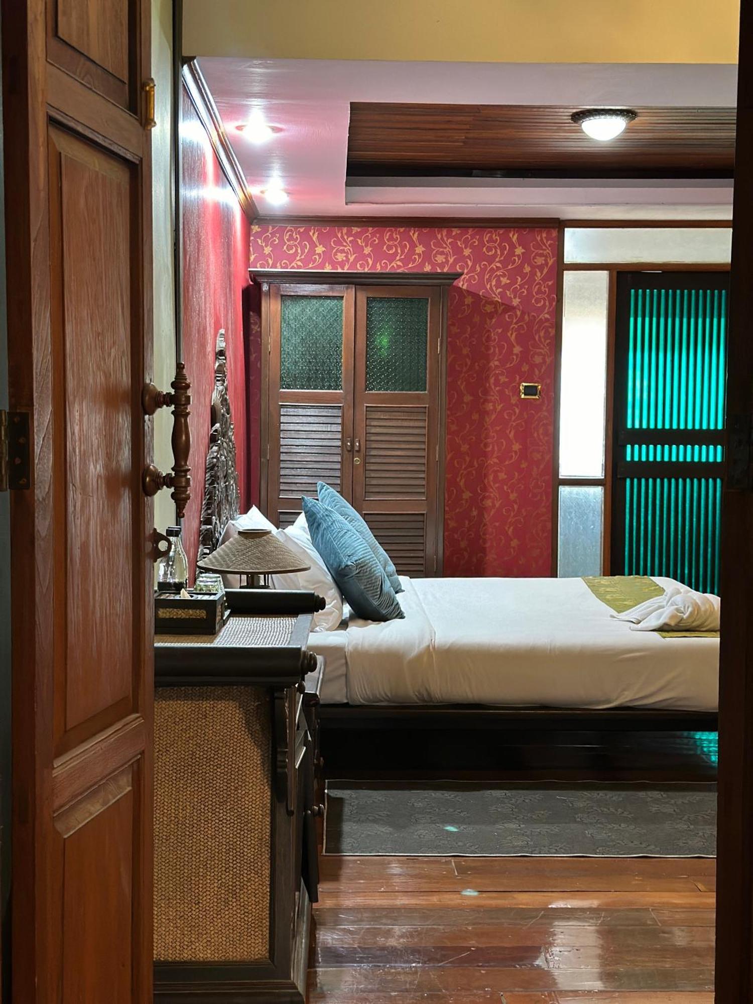 Tony'S Place Ayutthaya Εξωτερικό φωτογραφία