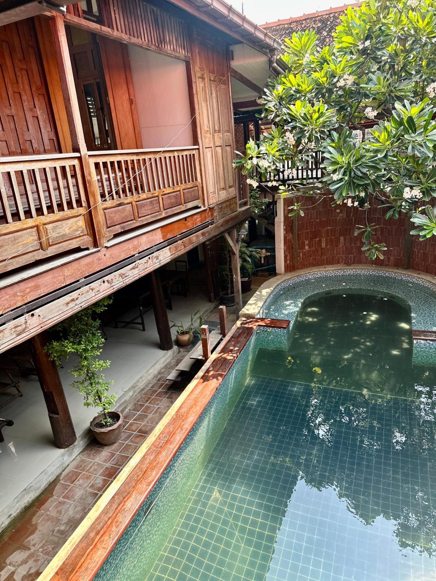 Tony'S Place Ayutthaya Εξωτερικό φωτογραφία